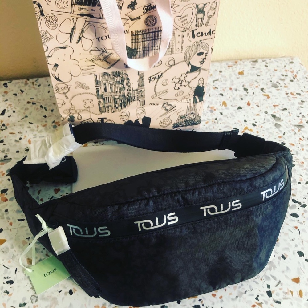 Tous belt bag